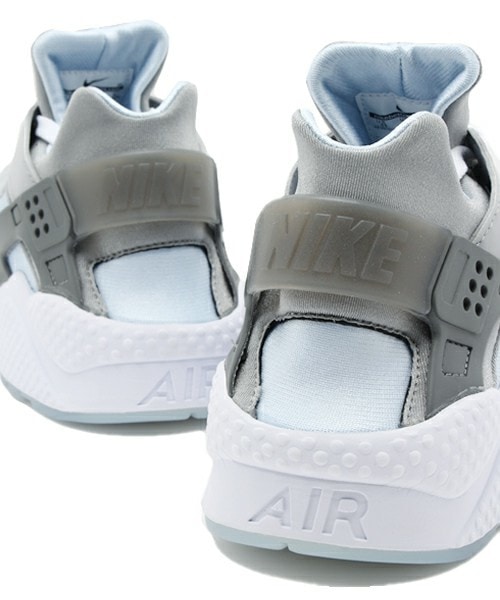 NIKE（ナイキ）の「メンズ ナイキ エアハラチ グレー NIKE AIR HUARACHE 318429-020（スニーカー・メンズ・グレー・26.5cm/27cm/27.5cm/28cm/28.5cm/29cm）」の9枚目の写真