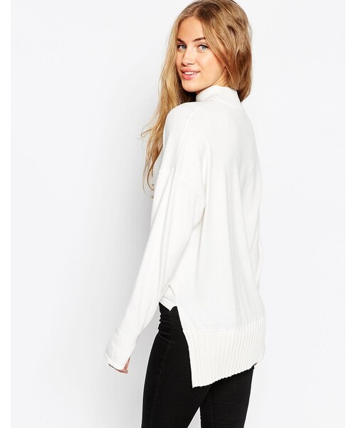 asos(エイソス)の「ASOS COLLECTION ASOS High Neck Sweater with Extreme Stepped Hem and Side Splits(ニット/セーター・レディース・White・US 0/US 10/US 12/US 14/US 2/US 6/US 8)」の2枚目の写真