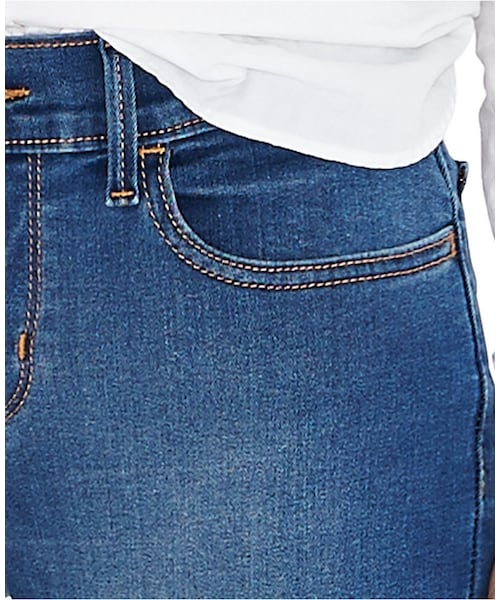 Levi's（リーバイス）の「Levi's® 710 Super Skinny Jeans（デニムパンツ・レディース・Blue・24/24S/25/25S/26/26S/26L/27/27S/27L/28/28S/28L/29/29S/29L/30/30L/30S/31/31S/31L/32/33）」の10枚目の写真