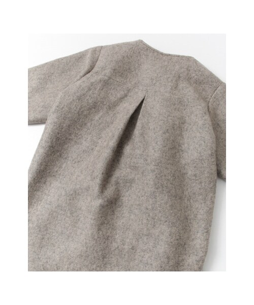 KBF（ケイビーエフ）の「KBF+ カットソーノーカラーコート（ジャケット/アウター・レディース・BEIGE/CAMEL/BLACK・one）」の16枚目の写真