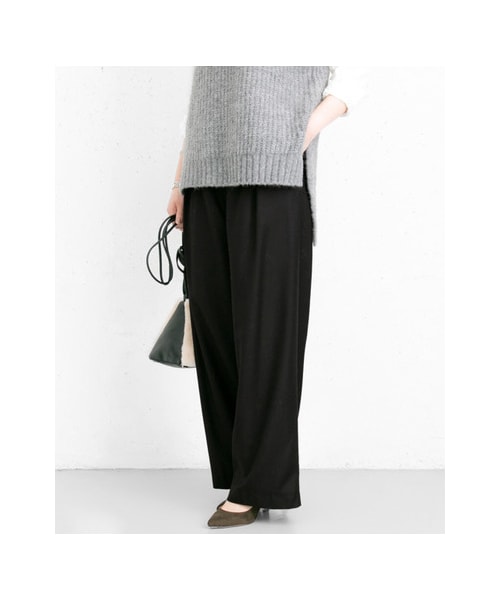 URBAN RESEARCH(アーバンリサーチ)の「ウールタックワイドパンツ(パンツ・レディース・OFF BEIGE/BLACK/GRAY・FREE)」の6枚目の写真