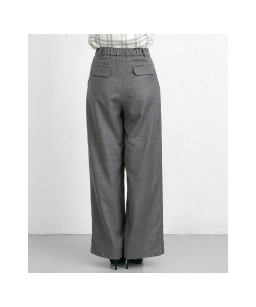 URBAN RESEARCH(アーバンリサーチ)の「ウールタックワイドパンツ(パンツ・レディース・OFF BEIGE/BLACK/GRAY・FREE)」の12枚目の写真