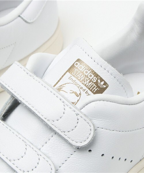 adidas（アディダス）の「adidas スタンスミス/STAN SMITH（スニーカー・レディース・ホワイト×ゴールド・24/24.5/23.5）」の6枚目の写真
