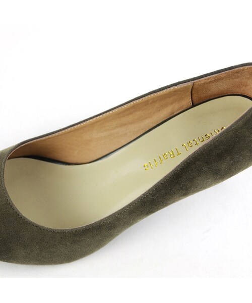 ORiental TRaffic（オリエンタルトラフィック）の「ポインテッドベロアパンプス（シューズ・レディース・ブラック/キャメル/カーキ/レッド・34/35/36/37/38/39/40/41/42）」の10枚目の写真