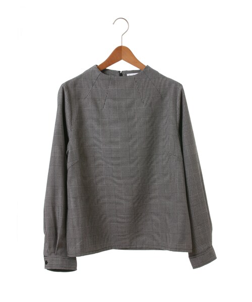 SEVENDAYS=SUNDAY(セブンデイズサンデイ)の「タックボトルネック 長袖ブラウス(トップス・チャコールグレー/ブラック・M/L)」の2枚目の写真