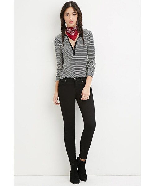 FOREVER 21(フォーエバー トゥエンティーワン)の「FOREVER 21 Mid-Rise Skinny Ankle Jeans(デニムパンツ・レディース・Black・24/25/26/27/28/29/30/31)」の1枚目の写真