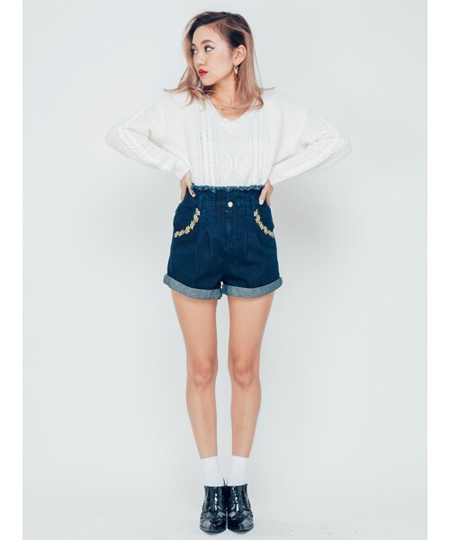 EVRIS（エヴリス）の「エンブロイダリータックデニムショートパンツ（パンツ・レディース・ブラック/インディゴ・S/M）」の4枚目の写真