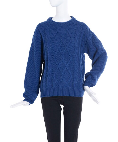 EVRIS（エヴリス）の「クルーネックケーブルニットTOPS（トップス・レディース・ホワイト/ブラック/ネイビー・F）」の6枚目の写真