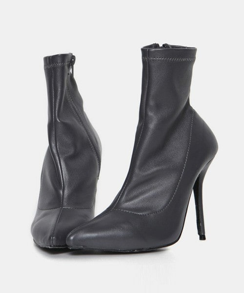 DHOLIC（ディーホリック）の「ピンヒールストレッチショートブーツ（ブーツ・レディース・ブラック/グレー/ワイン・225/230/235/240/245/250）」の2枚目の写真