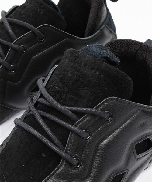 Reebok（リーボック）の「ユニセックス リーボック フューリーライト ブラック Reebok FURYLITE LUX V69722（スニーカー・レディース・ブラック・23.5cm/24cm/24.5cm/26cm/26.5cm/27cm/27.5cm/28cm/25cm）」の6枚目の写真