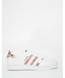 adidas | adidas Originals White Superstar With Floral Trim Sneakers(スニーカー)