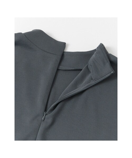 KBF（ケイビーエフ）の「KBF+ スタンドカラーワイドトップス（トップス・レディース・CHARCOAL/KHAKI/BLACK・one）」の14枚目の写真