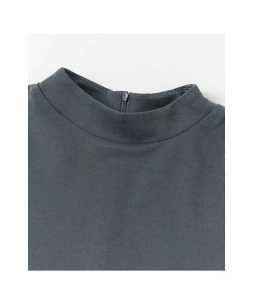 KBF（ケイビーエフ）の「KBF+ スタンドカラーワイドトップス（トップス・レディース・CHARCOAL/KHAKI/BLACK・one）」の10枚目の写真