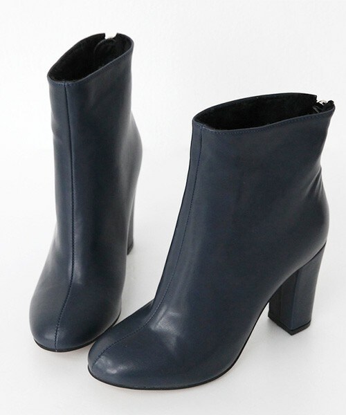 DHOLIC（ディーホリック）の「ファーライニングシンプルショートブーツ（ブーツ・レディース・ワイン/グレー/ネイビー/ブラック・230/235/240/245/250）」の4枚目の写真