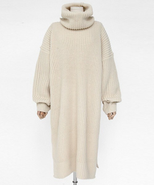 DHOLIC（ディーホリック）の「ロングニットワンピース&ネックウォーマーSET（ワンピース・レディース・ディープスカイブルー/ライトベージュ/ブラック/ブラウン・FREE）」の4枚目の写真