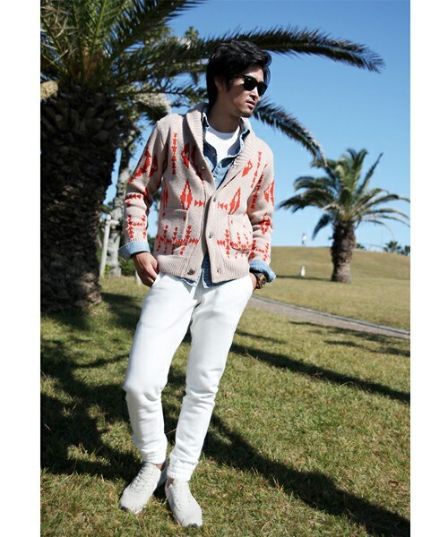 THE STRAND（ストランド）の「ネイティブ柄ショールカラーカーディガン（カーディガン/ボレロ・メンズ・ネイビー×ホワイト/ベージュ×オレンジ/グレー×ブラック・S/M/L）」の3枚目の写真