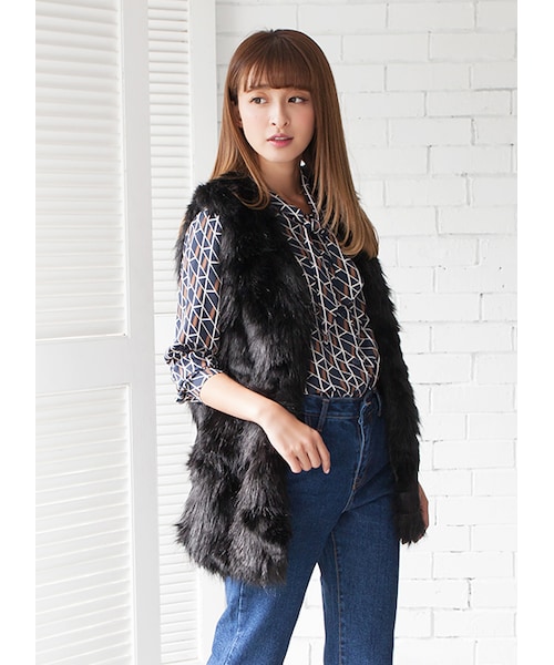 gracegift（グレースギフト）の「韓國晚宴仿皮草背心（ジャケット/アウター・レディース・黑/杏・F）」の4枚目の写真