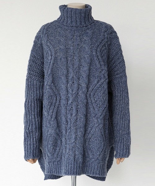 DHOLIC（ディーホリック）の「サイドスリットミディアム丈タートルネックニットプルオーバー（ニット/セーター・レディース・ダークグレー/ベージュ/ディープスカイブルー/グリーン/ブラウン・FREE）」の5枚目の写真