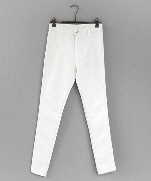 DHOLIC（ディーホリック）の「裏起毛スリムフィットスキニーパンツ（その他パンツ・レディース・ブラック/ホワイトアイボリー・S/M/L）」の2枚目の写真