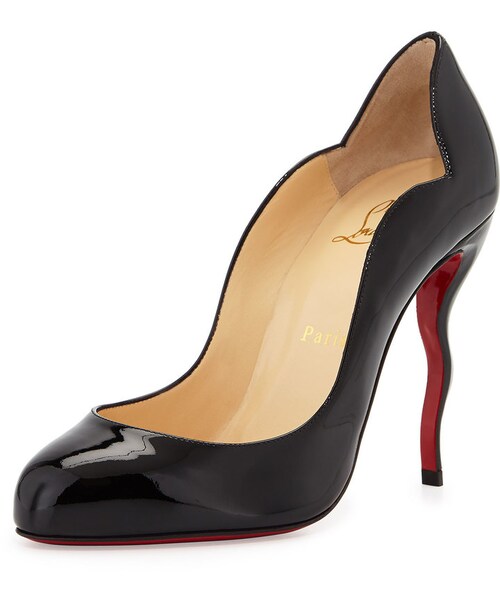 Christian Louboutin(クリスチャンルブタン)の「Christian Louboutin Wawy Dolly Patent Squiggly-Heel Red Sole Pump, Women's(パンプス・レディース・Black・39.0B/9.0B/35.5B/5.5B/40.5B/10.5B/35.0B/5.0B/37.0B/7.0B/40.0B/10.0B/38.5B/8.5B/41.0B/11.0B/38.0B/8.0B/36.5B/6.5B/39.5B/9.5B/37.5B/7.5B/42.0B/12.0B)」の1枚目の写真