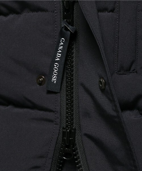 CANADA GOOSE(カナダグース)の「CANADA GOOSE CARSON(ダウンジャケット/コート・メンズ・ネイビー/ブラック・S/L/M)」の13枚目の写真