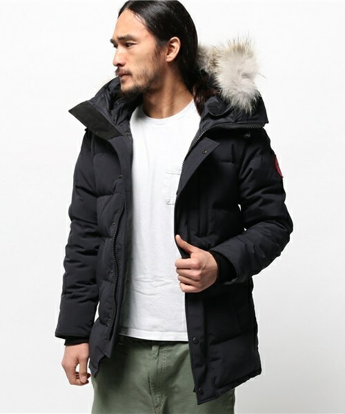 CANADA GOOSE(カナダグース)の「CANADA GOOSE CARSON(ダウンジャケット/コート・メンズ・ネイビー/ブラック・S/L/M)」の4枚目の写真