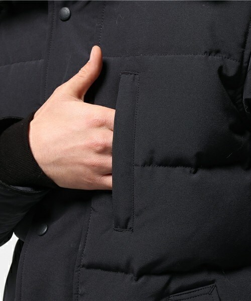 CANADA GOOSE(カナダグース)の「CANADA GOOSE CARSON(ダウンジャケット/コート・メンズ・ネイビー/ブラック・S/L/M)」の8枚目の写真