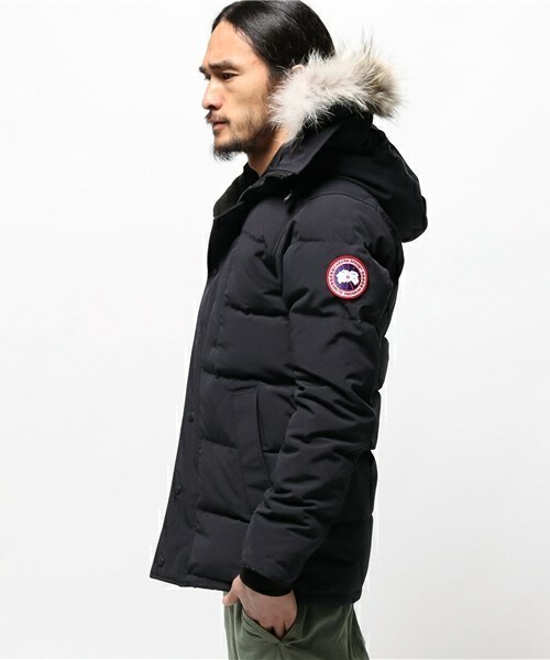 CANADA GOOSE(カナダグース)の「CANADA GOOSE CARSON(ダウンジャケット/コート・メンズ・ネイビー/ブラック・S/L/M)」の3枚目の写真