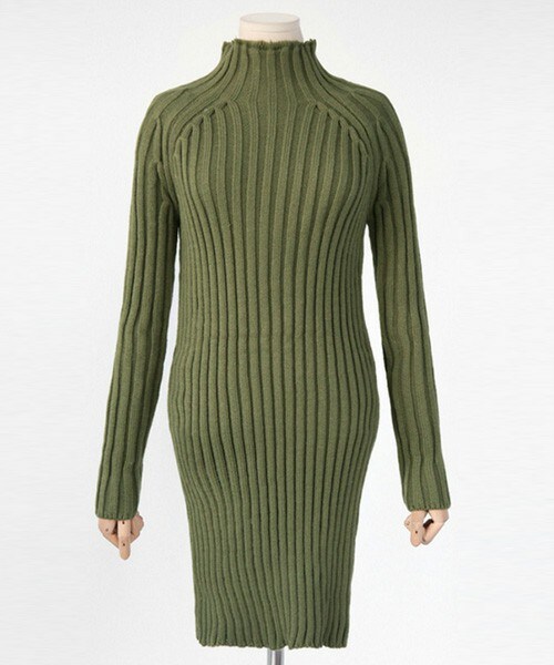 DHOLIC(ディーホリック)の「ワイドリブニットハイネックワンピース(ワンピース・レディース・ブラック/アイボリー/カーキ/グレー・FREE)」の4枚目の写真