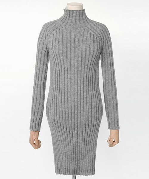 DHOLIC(ディーホリック)の「ワイドリブニットハイネックワンピース(ワンピース・レディース・ブラック/アイボリー/カーキ/グレー・FREE)」の3枚目の写真