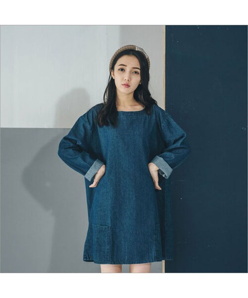 QUEEN SHOP（クイーンショップ）の「寬鬆剪裁 像個小孩不受拘束的活潑~牛仔面料表現直挺的一面特別吸睛的口袋造型更增添了大方可愛的氣息唷！（トップス・レディース・F・F）」の3枚目の写真