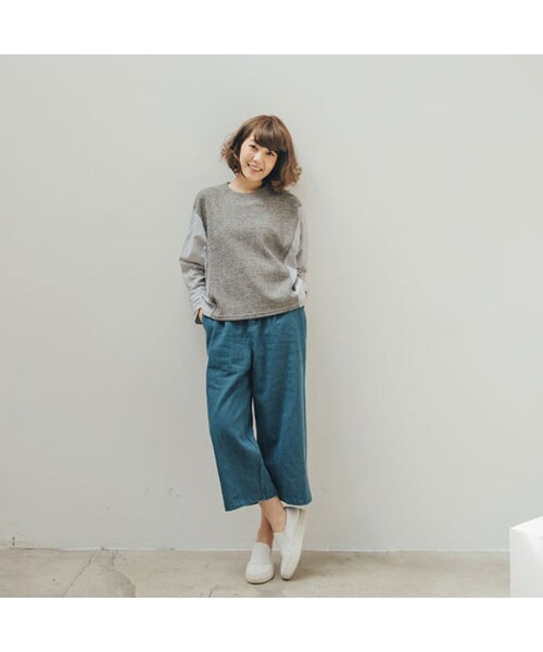 QUEEN SHOP（クイーンショップ）の「盛行的男孩感寬褲持續燃燒是修飾下半身的首選單品上身可以選擇半紮式穿法搭配素T就可以輕便出門唷！（パンツ・レディース・深藍/中藍・S/M）」の3枚目の写真