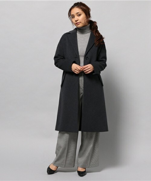 fredy emue(フレディエミュ)の「ビーバーロングテーラーコート(チェスターコート・レディース・グレー/ネイビー・36/38)」の12枚目の写真