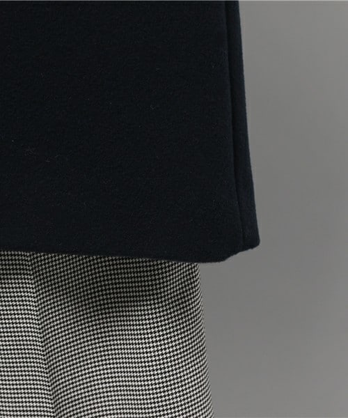 fredy emue(フレディエミュ)の「ビーバーロングテーラーコート(チェスターコート・レディース・グレー/ネイビー・36/38)」の9枚目の写真