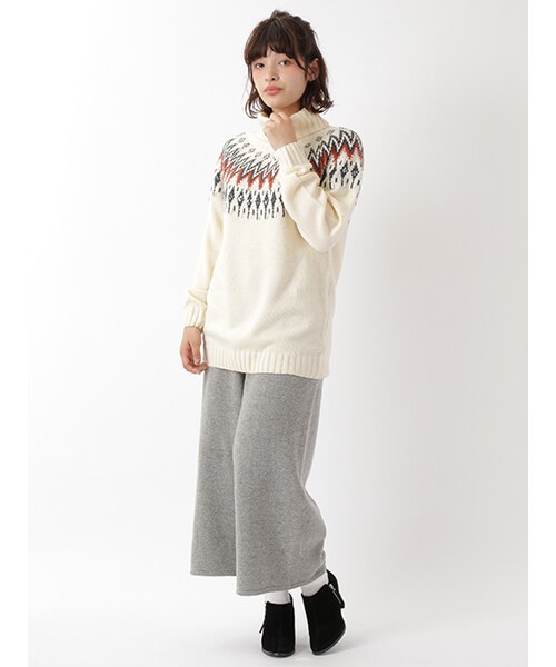 w closet（ダブルクローゼット）の「ビーズ付きキュウシン柄ニット（トップス・レディース・アイボリー/グレー・FREE）」の11枚目の写真