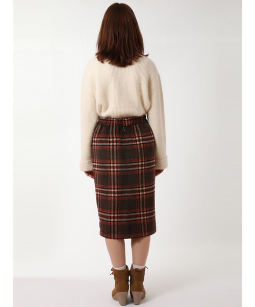w closet（ダブルクローゼット）の「起毛チェックタイトスカート（スカート・レディース・ブラウン/ネイビー・FREE）」の5枚目の写真