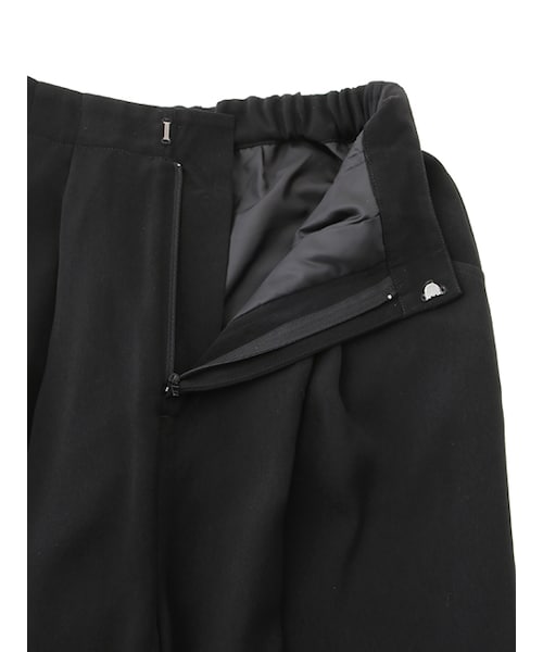 w closet（ダブルクローゼット）の「タック入り9分丈ワイドパンツ（パンツ・レディース・エクリュ/カーキ/ブラック・FREE）」の8枚目の写真
