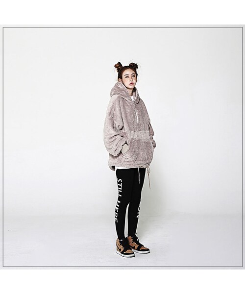 ROMANTIC CROWN（ロマンティッククラウン）の「YETI FULL ZIP HOOD JACKET_BEIGE（ジャケット/アウター・メンズ・기타）」の4枚目の写真
