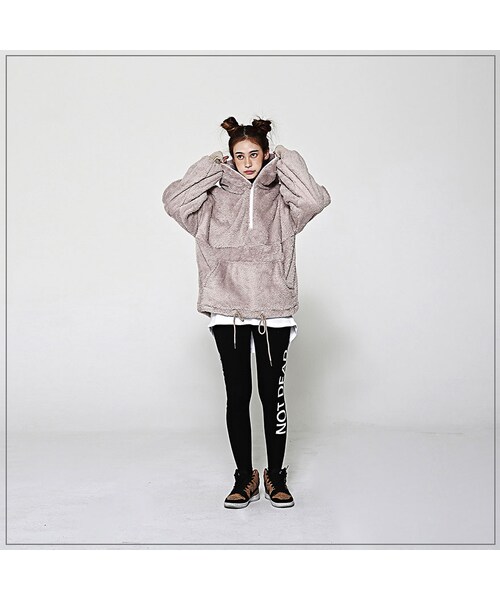 ROMANTIC CROWN（ロマンティッククラウン）の「YETI FULL ZIP HOOD JACKET_BEIGE（ジャケット/アウター・メンズ・기타）」の2枚目の写真