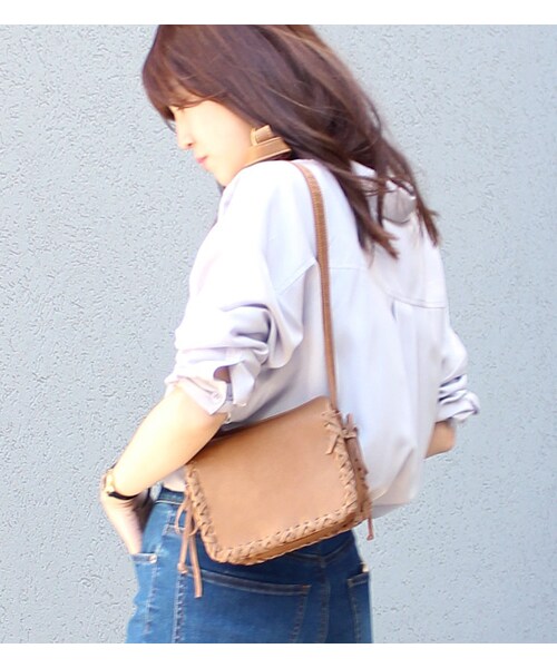 PAGEBOY（ページボーイ）の「【POINT×10】【PAGEBOY】カガリポシェット（バッグ・レディース・アイボリー/ブラック/キャメル）」の8枚目の写真