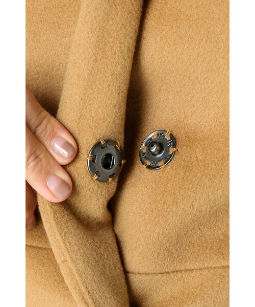 Spick & Span（スピックアンドスパン）の「ラウンドフォルム ジャケット（ジャケット/アウター・レディース・ブラック/キャメル・36/38）」の13枚目の写真