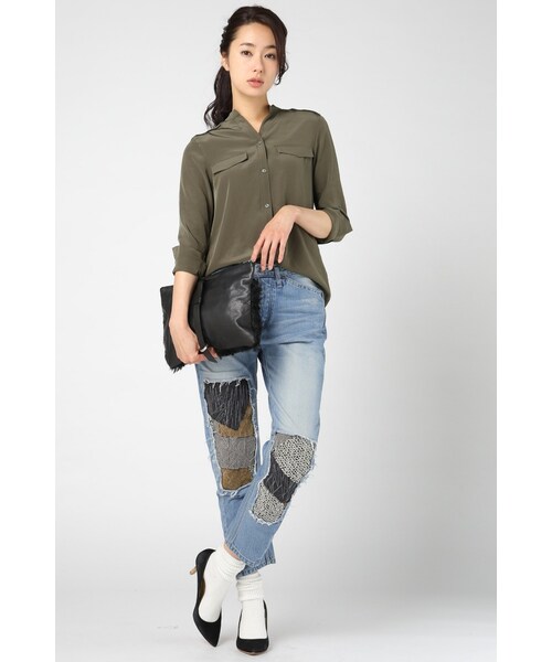 Spick & Span（スピックアンドスパン）の「デシン ミリタリーシャツ（トップス・レディース・ナチュラル/キャメル/カーキ・フリー）」の6枚目の写真