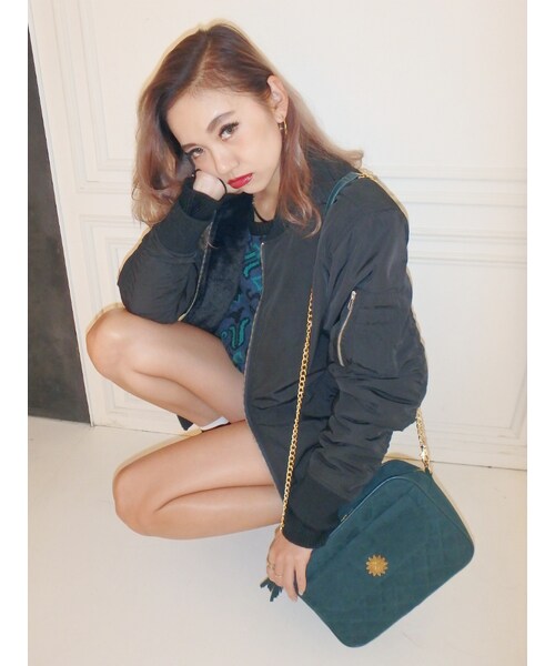 EVRIS（エヴリス）の「ベロアキルティングＢＡＧ（バッグ・レディース・ブラック/グリーン/パープル・F）」の6枚目の写真