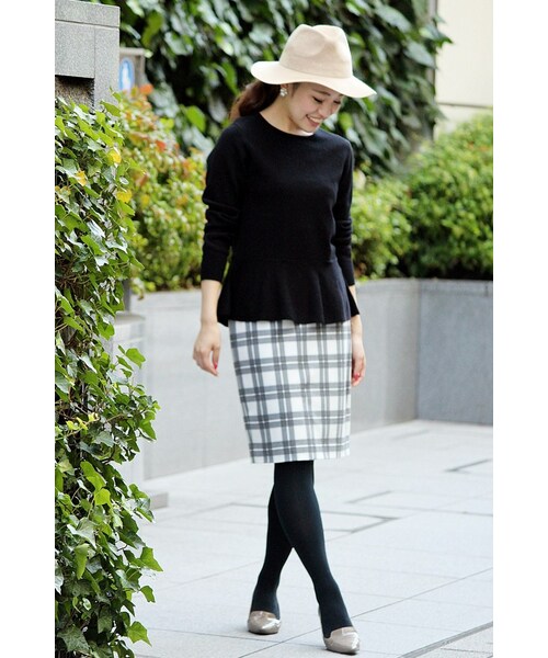 La TOTALITE（ラトータリテ）の「セミソモウ ペプラムプルオーバー◆（トップス・レディース・ブラック/ホワイト/パープル・フリー）」の16枚目の写真