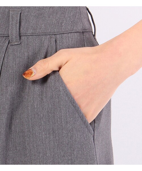 PAGEBOY(ページボーイ)の「シンプルタックワイドパンツ(パンツ・レディース・オフホワイト/グレー/ピンク)」の9枚目の写真