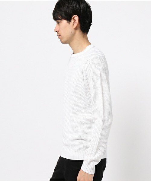 UNION STATION（ユニオンステーション）の「メンズノンノ【MEN'S NON-NO】5月号　P117　坂口 健太郎さん着用商品コットンリネンクルーネックニット（ニット/セーター・メンズ・ホワイト/ネイビー・SMALL/MEDIUM/LARGE/LL）」の3枚目の写真