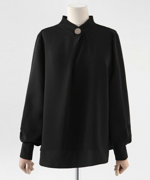 DHOLIC（ディーホリック）の「メタルボタンタックブラウス（シャツ/ブラウス・レディース・アイボリー/ブラック/ベージュ・FREE）」の2枚目の写真