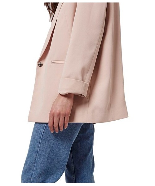 TOPSHOP（トップショップ）の「Topshop Boyfriend Blazer Jacket（テーラードジャケット・レディース・Beige・Regular 10 US (fits like 10-12)/Regular 12 US (fits like 14)/Regular 2 US (fits like 0)/Regular 4 US (fits like 0-2)/Regular 6 US (fits like 2-4)/Regular 8 US (fits like 6-8)）」の2枚目の写真