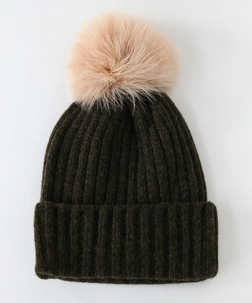 DHOLIC（ディーホリック）の「フェイクファーポンポン付きビーニー（ニットキャップ/ビーニー・レディース・ベージュ/グレー/ブラウン/カーキ/ブラック/ネイビー/ワイン/ブラックグレー・ONE）」の6枚目の写真