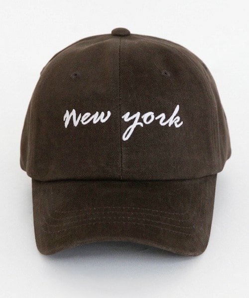 DHOLIC（ディーホリック）の「NEW YORKロゴ刺繍ベーシックキャップ（キャップ・レディース・ダークベージュ/ブラック/ディープグリーン/ブラウン・ONE）」の3枚目の写真